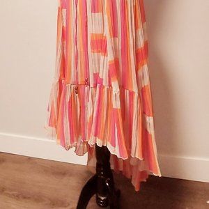 Roxy XS ~ flowy asymetrical skirt